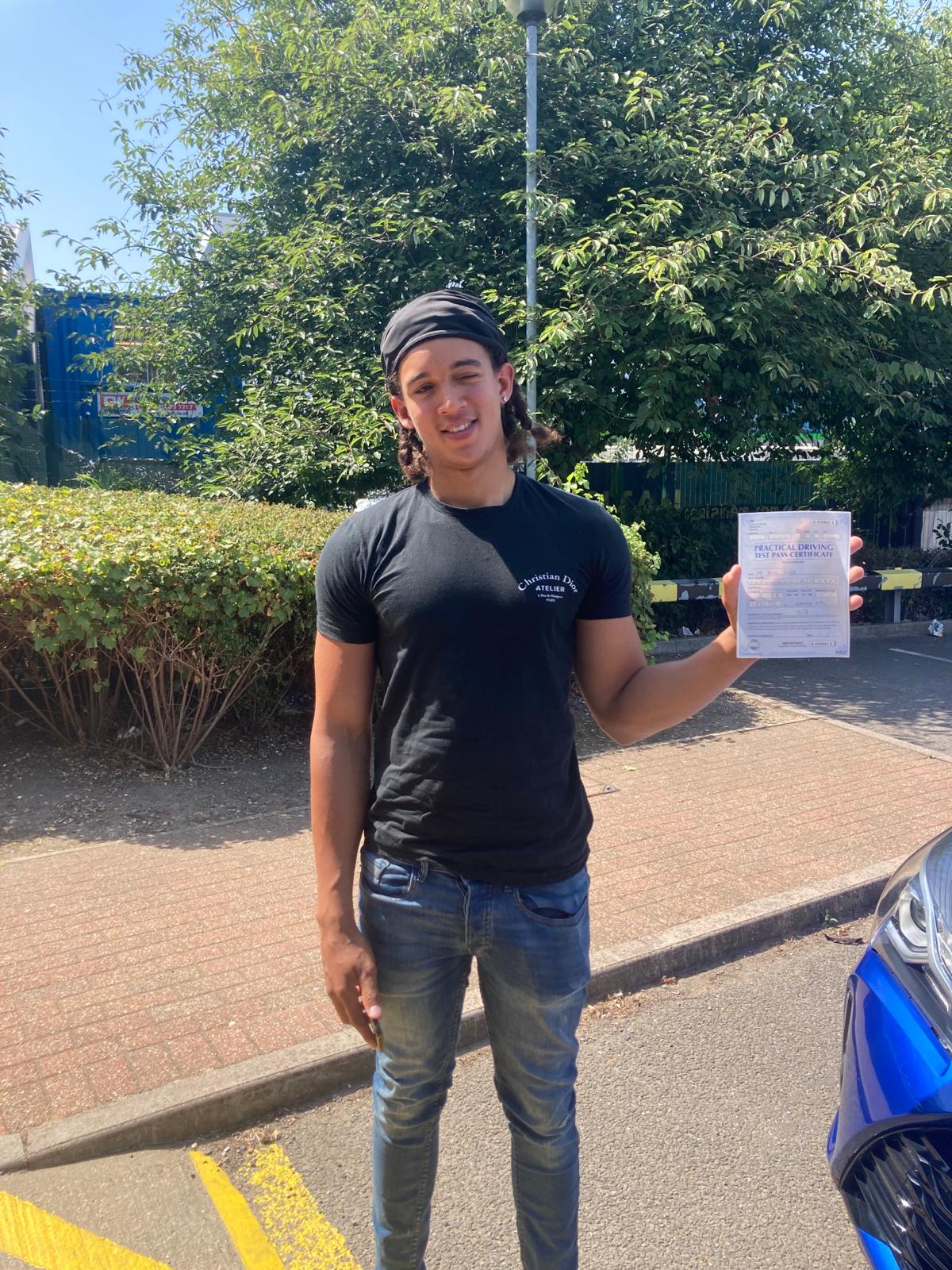 Happy student s who passed driving test in London